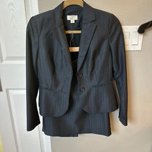 Ann Taylor loft petites Skirt Suit Set Blue Pinstripe 0P Jacket 2P Skirt - Picture 1 of 5