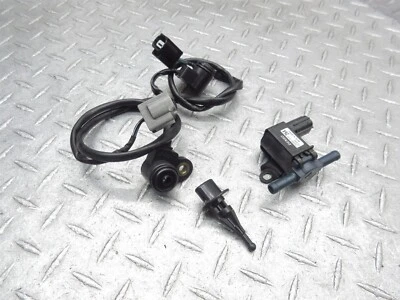 Lote de solenoide válvula sensor temperatura admisión aire Honda CTX700 CTX700N 2015 14-17 Foto 1 de 4