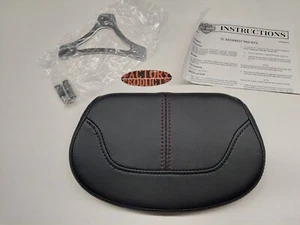 GENUINE HARLEY DAVIDSON CVO Short Backrest Kit 52300573 - Picture 1 of 6