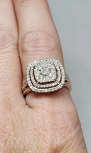 Sparkling 1CTTW 10K Rose Gold Halo Diamond Ring - Picture 1 of 4