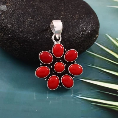 Colgante de plata de ley 925 con piedras preciosas de coral rojo natural hecho a mano Foto 1 de 3