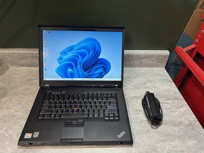 Lenovo ThinkPad W500 Intel P8700 4gb RAM 240gb SSD ATI GPU WSXGA Win 11 - Bild 1 von 4