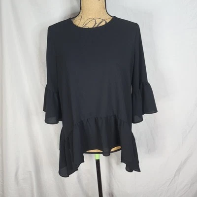 Blusa de crepé vintage Gibson talla mediana con volantes dobladillo media manga volante asimétrico Foto 1 de 4