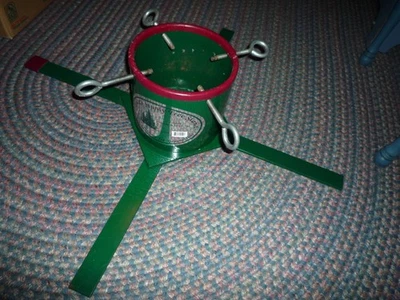 Santa's Sturdy Tree Stand Christmas Fits Up to 7" Trunk Heavy Duty Steel Green - Image 1 of 4