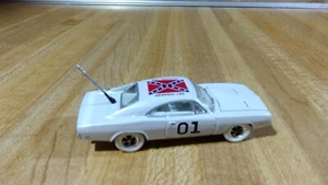Dukes Of Hazzard General Lee Custom White Lightning '69 Dodge Charger,1:64,new! - Picture 1 of 14
