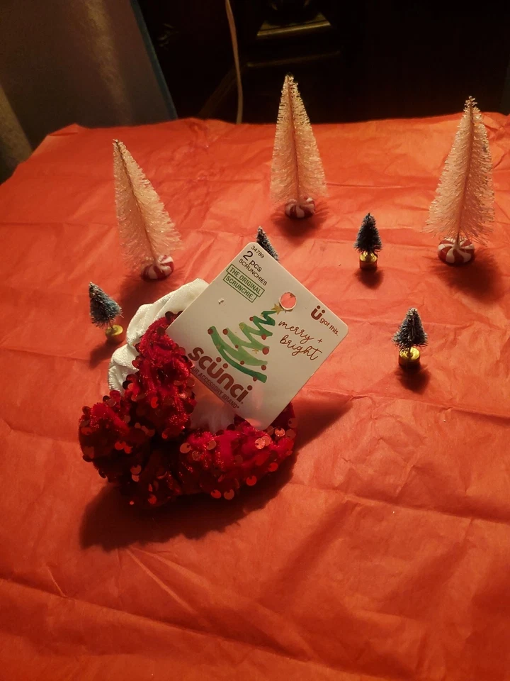 Scunci 2 Pk Scunchi Hair Ties Christmas/4th Of July/ Memorial Day Red & White  - Image 1 of 3