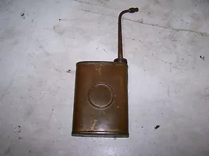 vecchia bombola olio bomboletta olio accessori d'epoca auto vintage da collezione - Foto 1 di 1