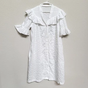 Vintage White Robe Womens S / M Ruffle Short Sleeve Textured House Dress UB - Picture 1 of 11