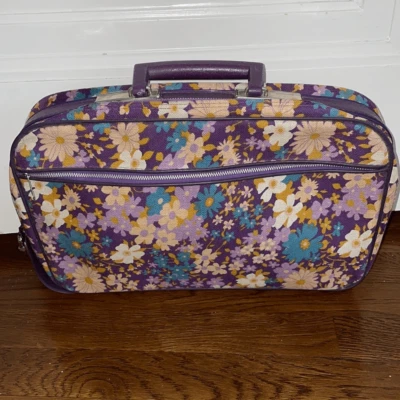 Vintage 70s purple & gold flower power small overnight canvas overnight bag - Image 1 of 4