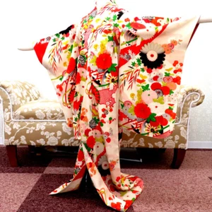 Antiguo Kimono Infantil Flor de Seda Carruaje Linterna Cortina Patrón Beige... - Imagen 1 de 18