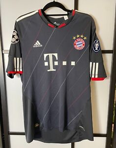 FC Bayern München 2010/11 Trikot Gomez #33 Champions League