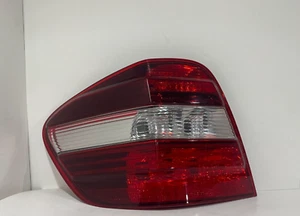 2006-2008 MERCEDES W164 ML63 AMG ML320 ML550 LEFT TAIL LIGHT LAMP 1649061100 OEM - Picture 1 of 7