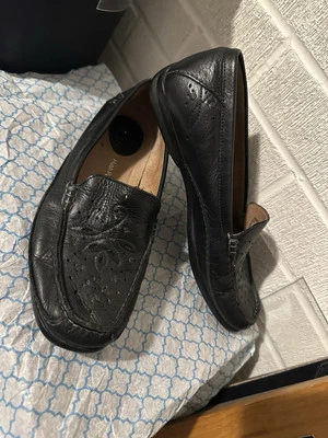 Zapatos mocasines/mocasines Hush Puppies para mujer 9M FLEX de cuero negro sin cordones Foto 1 de 4