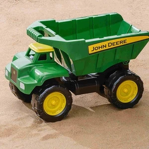JOHN DEERE KIDS Big Scoop Dump Truck - B35766 - GARDEN TOY - Picture 1 of 7