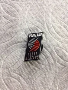 PORTLAND TRAILBLAZERS JIBBITZ NBA JIBBITZ PORTLAND TRAILBLAZER SHOE CHARM NBA - Bild 1 von 1