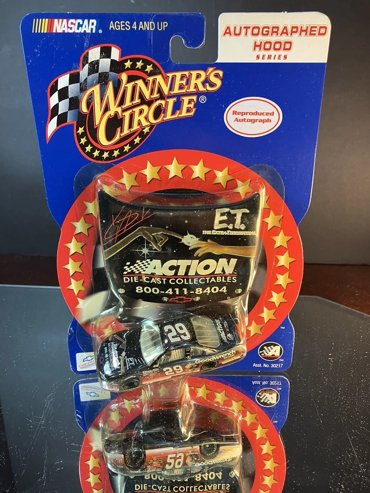 Kevin Harvick #29 GM Goodwrench Service Plus 2002 ET The Extra Terrestrial Hood - Image 1 of 2