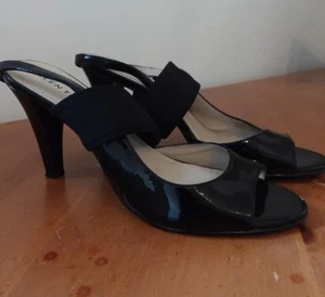 Tacones clásicos de cuero negro ELLEN TRACY - Imagen 1 de 6