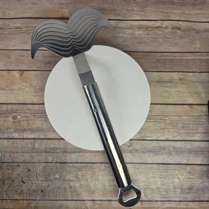 Spatola apribottiglie baffi acciaio inox vintage conversazione arte culinaria - Foto 1 di 13