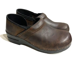 Zoccolo donna professionale DANSKO taglia 40/9-9,5 pelle nabuk marrone cioccolato - Foto 1 di 9