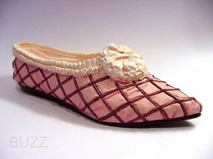 Trüffel rosa rot Slipper Post Französische Revolution Rosetten genau der richtige Schuh - Bild 1 von 3
