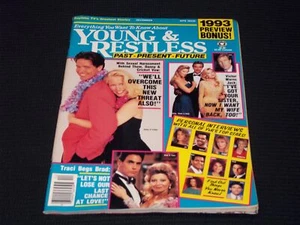 1992 DECEMBER THE YOUNG & RESTLESS MAGAZINE - DANNY & CRICKET COVER - E 17194 - Picture 1 of 2