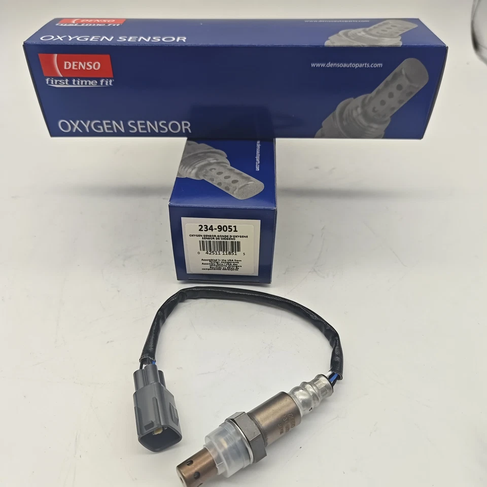 New Upstream O2 Oxygen Sensor For 05-13 Lexus GX470 IS250 Toyota Sequoia Tundra Foto 1 de 4