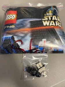 USED LEGO Star Wars TIE Fighter 7146 with Minifigures 99% complete - Picture 1 of 2