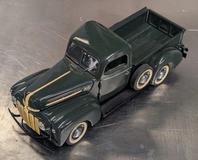 Ford Pickup 1942 diecast/Danbury como nuevo 1:24/sin caja/sin precio base Foto 1 de 4
