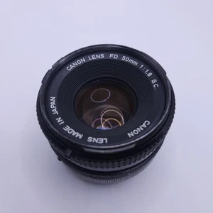 Canon Lens 50mm | Wide Angle 1:1.8 f=28mm w/ Polarizer - Picture 1 of 3