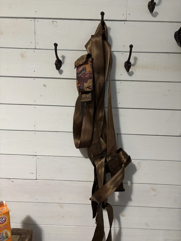 Rivers Edge Hunters Harness Excellent Condition Worn Only Once - Image 1 of 1