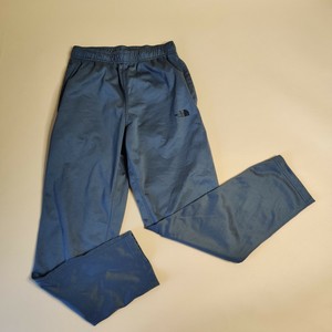 grey north face joggers