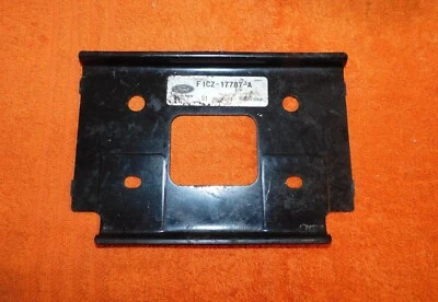 Ford Escort Mercury Tracer 1991-2002 nuevo parachoques trasero aislador de refuerzo Foto 1 de 2