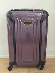 TUMI Vapor International 22" Carry-On Hard Shell Luggage | Brand New With Tags - Picture 1 of 7