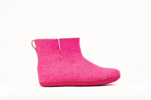 Fuchsia Handmade Wool Felt Indoor Boots | Artisan Crafted, Ultimate Comfort - Picture 1 of 11