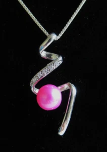 COLLANA CIONDOLO A VORTICE PERLE ACQUA DOLCE ROSA ARGENTO STERLING 3,83 g (27202) - Foto 1 di 10