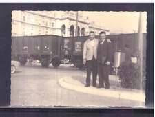 Fotografia Foto Trieste Palazzo del Governo Passaggio Treno Merci KK3444