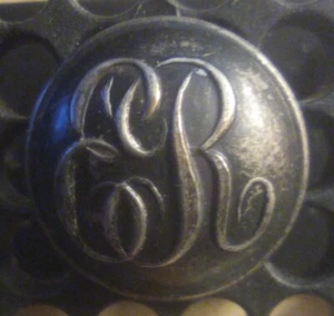 Rare Cuban War of Independence 1895- 1898 Military Academy Button ER initials. - Picture 1 of 5