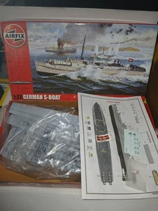 AirFix Featuring The GERMAN S-BOAT 1/72 Kit #10280 Sealed Bags In Open Box - Imagen 1 de 8