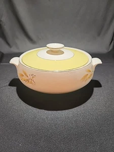 Homer Laughlin Golden Wheat Casserole Bowl With Lid - Picture 1 of 11