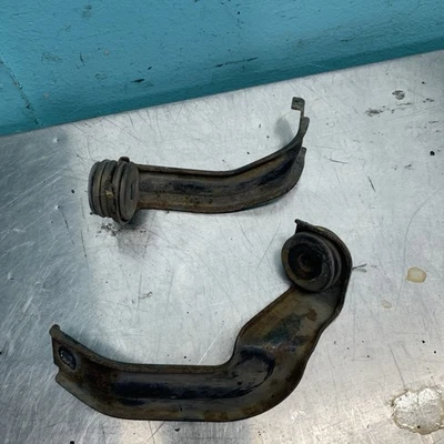 Комплект креплений конденсатора для кондиционера Honda Civic 2006 - 2011 годов выпуска от оригинального производителя - Изображение 1 из 2