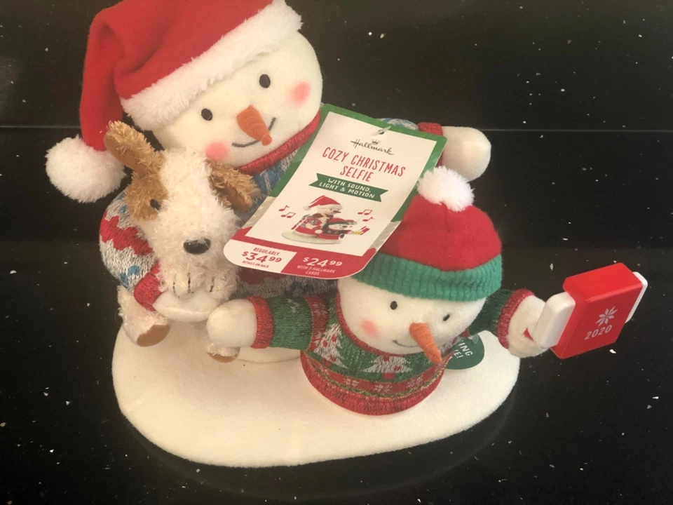 NOVO EM FOLHA 2020 BONECO DE NEVE MARCA REGISTRADA PELÚCIA - SELFIE DE NATAL ACONCHEGANTE COM ETIQUETA - ESTADO PERFEITO - Imagem 1 de 1