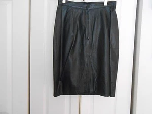INTERPRETATIONS--BLACK LEATHER PENCIL SKIRT---SIZE 8 - Picture 1 of 1