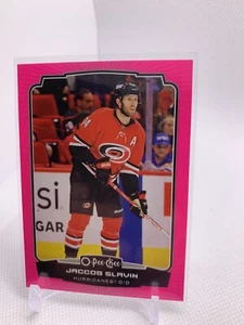 2022-23 OPC O Pee Chee Neon Pink Border /75 #61 Jaccob Slavin Hurricanes - Picture 1 of 2