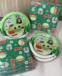 Baby Yoda Star Wars Christmas Holiday 3 Packs Dessert Plates + 4 Packs Napkins - Picture 1 of 6