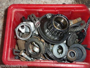 Set of Screws Bolts Bits and Pieces Cable Tie Bearing Suzuki Dr 125 - Picture 1 of 1