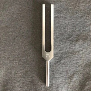 Tuning Fork 417 Hz Silver Aluminium Solfeggio Solar Plexus Sound Trauma Healing - Picture 1 of 1