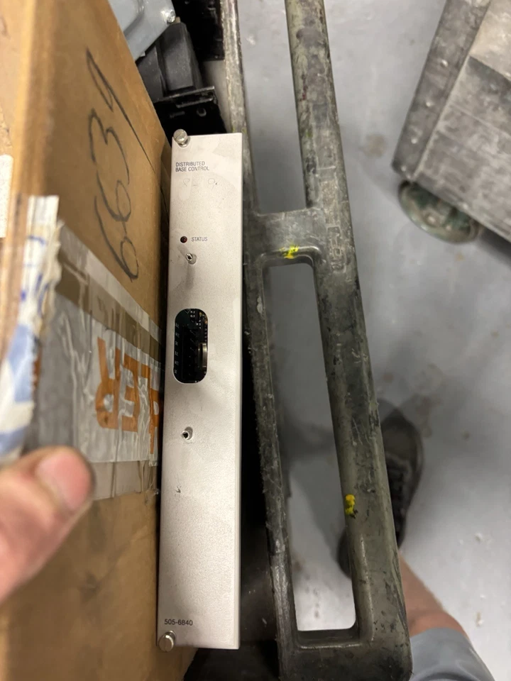 SIEMENS 505-6840 TEXAS INSTRUMENTS DISTRIBUTED BASE CONTROL 505-6840 USED - Image 1 of 1