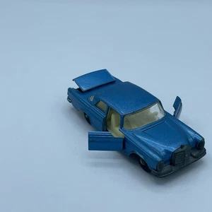 De colección Lesney Matchbox Series Azul Mercedes 300 SE Diecast No. Baúl 46 puertas - Imagen 1 de 10