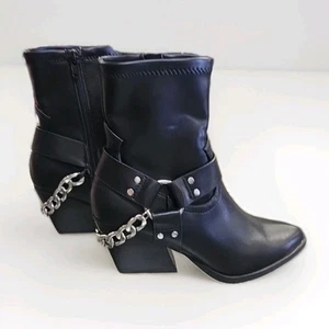 Neu ohne Karton DV Dolce Vita Keeler Harness Moto Stiefel mit Kettenabsatz, schwarz, Gr. 5 - Bild 1 von 9