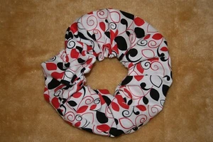 Scrunch-Ups HAIR SCRUNCHIES - Black & Red Flowers & Leaves On White Scrunchie - Picture 1 of 2